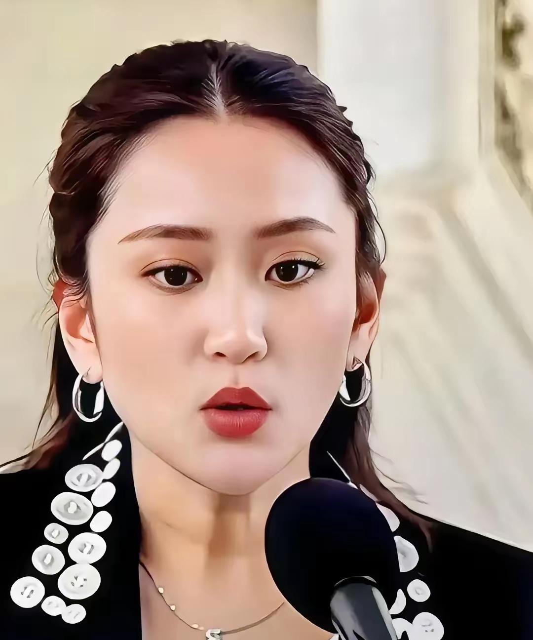 就在刚刚
泰国突然宣布了！
据央视新闻消息，当地时间8月29日，泰国宪法法院裁决