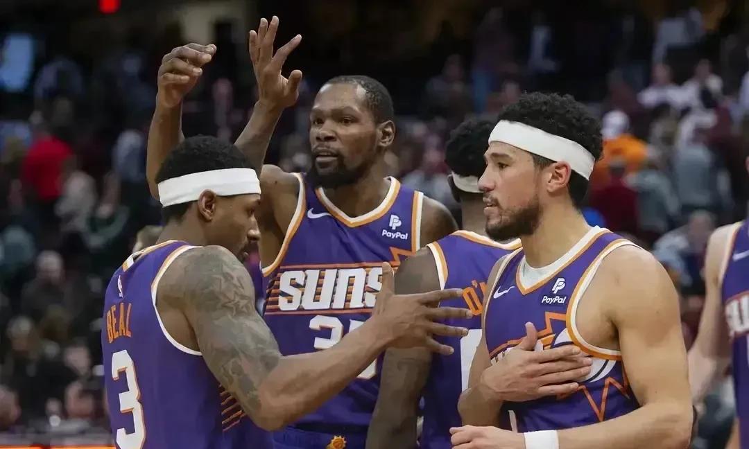 太气人了！太阳队123-112击败骑士队，来看看谁才是赢球的最大功臣呢？
杜兰特