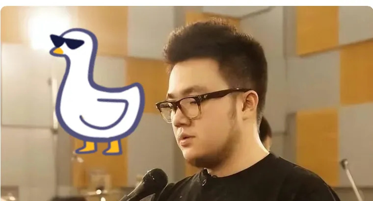 宋丹丹反击英达不让见孙











宋丹丹和英达离婚后，英达对儿子巴图