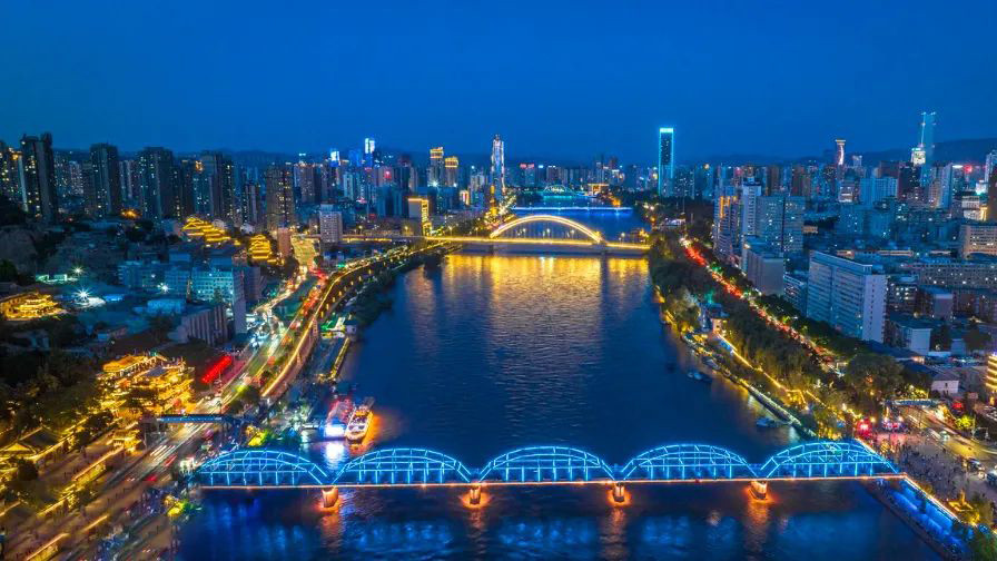 中海兰州“杀疯了”：1年砸近30亿连夺8地，三块河景宝地收入囊中！