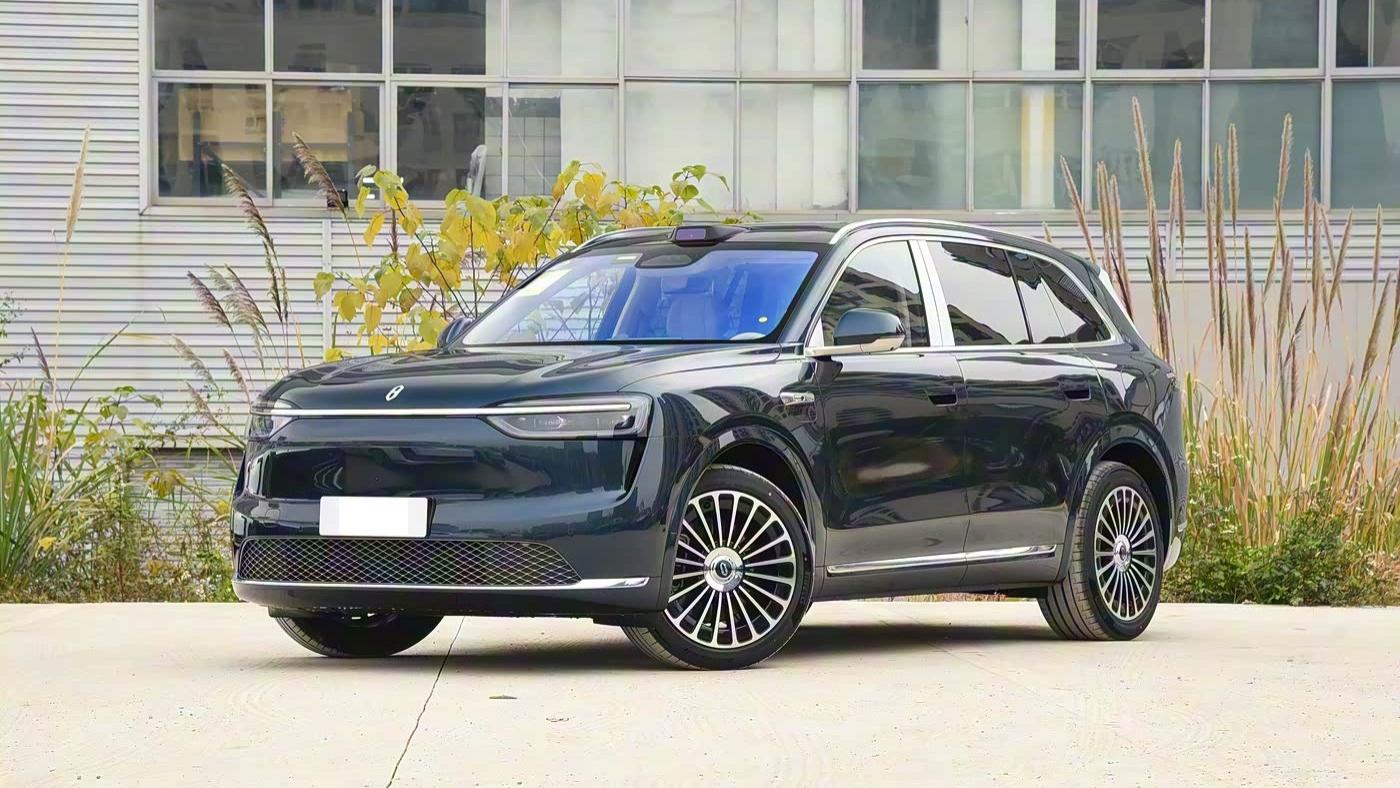 问界M7增程长续航版开启预订！5/6座布局可选，综合续航超1500Km