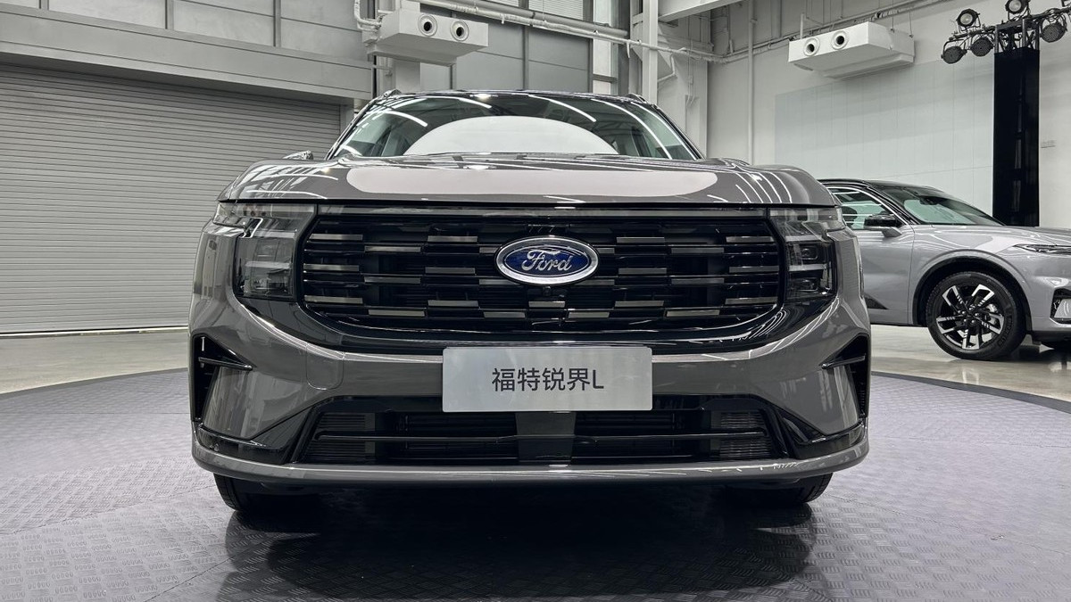 抢先体验2026款长安福特锐界L，动力不变，内饰升级明显