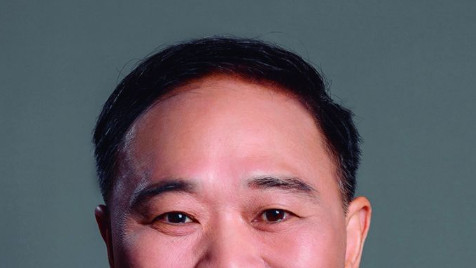 “蛇吞象”吞出千亿帝国！李书福这步棋绝了