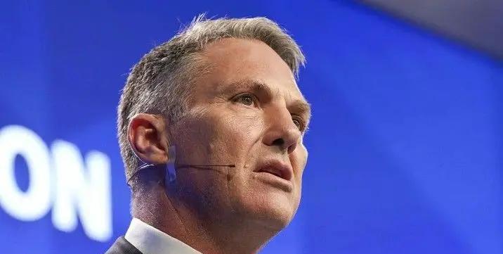 英国广播公司今天报道：“澳大利亚国防部长理查德·马勒斯呼吁中国解释为何需要进行‘
