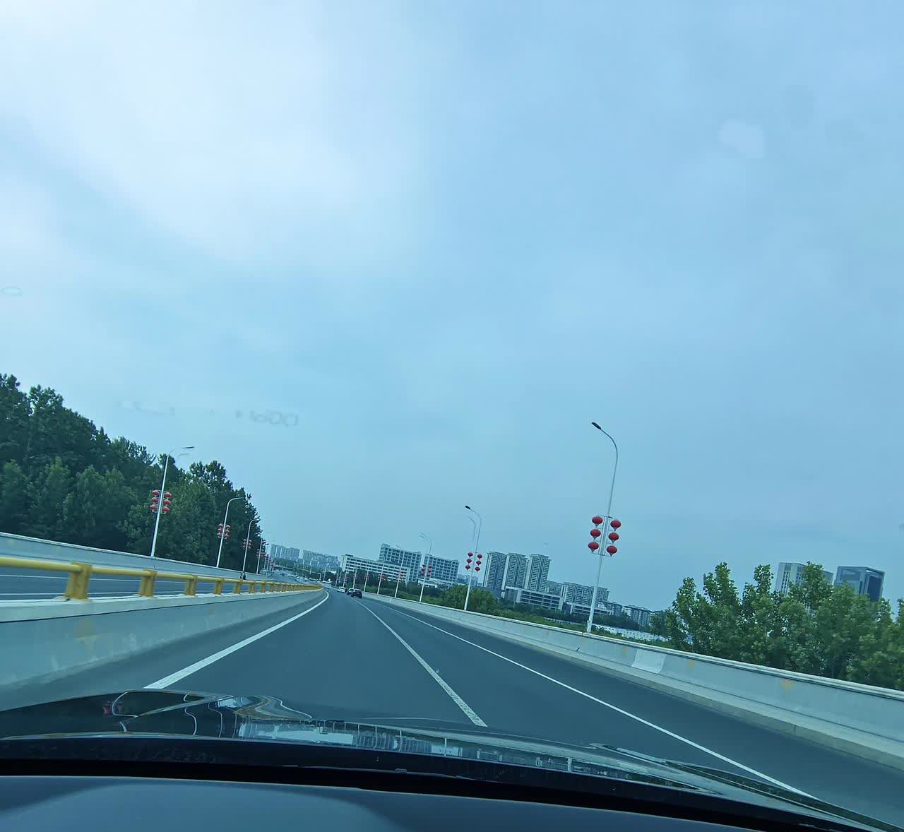 说真的，我一点都不后悔买本田皓影这款车，当时也想买豪华品牌，可是15到20万的预