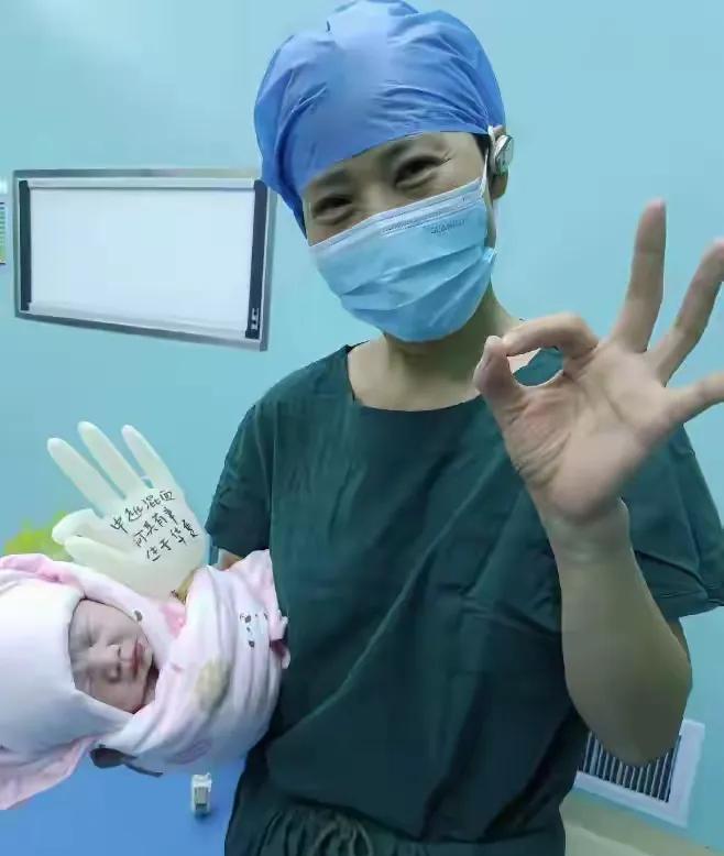 邵医生，如果有来生，请不要当医生了，你这一生迎接了很多新生命，挽救了很多产妇，却
