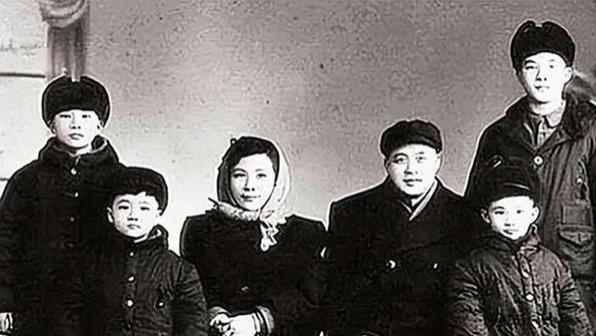 王建安：单独授衔的开国上将，与许世友并称“山东双雄”，长期担任副职从不计较名利