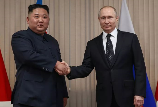 俄罗斯或发生历史性一幕，金正恩做好100%准备，中国有贵客找上门。原来特朗普的喊