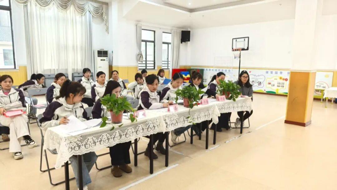 宁乡市万婴幼儿园2025年师德师风演讲活动