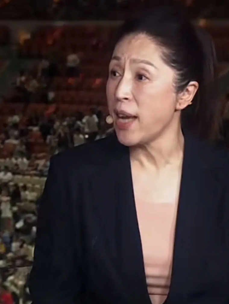 俗话说:“世上没有后悔药”，这句话用在国家队女篮前主教练郑薇身上再合适不过了，这
