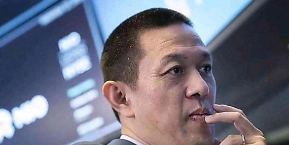 亏 1000 亿仍硬撑的蔚来，和撑不住的哪吒，撕开新能源车企 “亏损生存” 真相