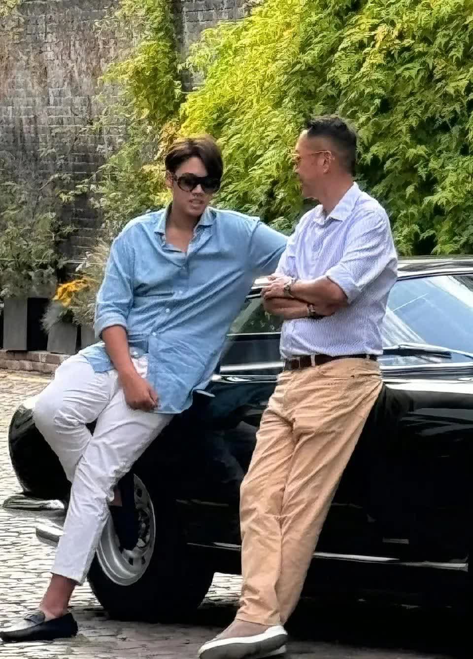 李嘉欣儿子身高惊艳，长相为何如此平凡？