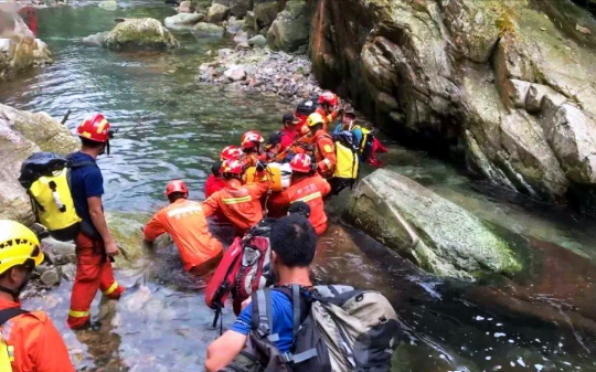 中崆大峡谷探险死亡之谜