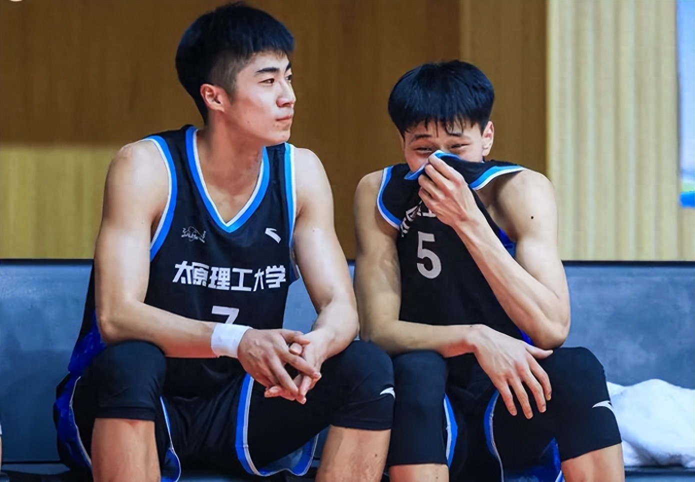 众所周知，中国男子篮球一共有两大职业联赛，分别是CBA和NBL，国内球员为了能够