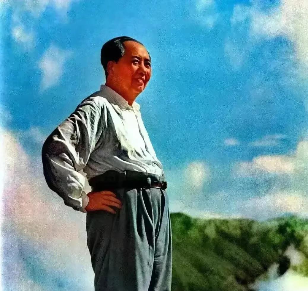崇高的敬礼！深深的怀念！
[玫瑰][玫瑰][玫瑰][玫瑰][玫瑰][玫瑰][玫瑰