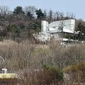 尹锡悦仍停留总统官邸 最快或本周末撤离
韩国前总统尹锡悦7日仍停留在首尔龙山总统