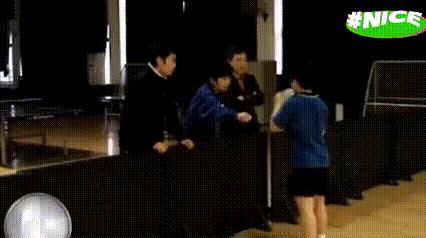 偶然翻到幼东的一个视频。
当时是2007年，才10岁的东东和斯洛伐克职业选手Th