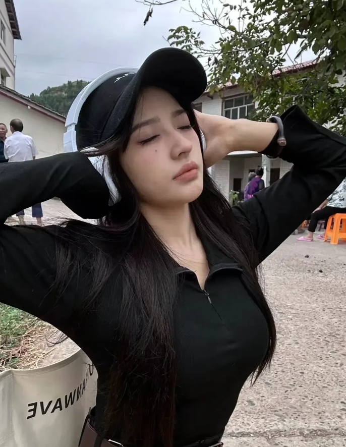 原相机纯素颜，怼脸自拍，是不是觉得不香了