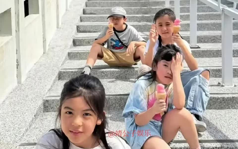 贾静雯女儿暑假期间出游，10岁的咘咘看起来不如小时候甜美，而波妞的五官则显得英气