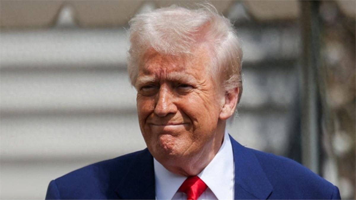 风向突变！当全美零售商集体反水，通知中企发货，关税战功亏一篑