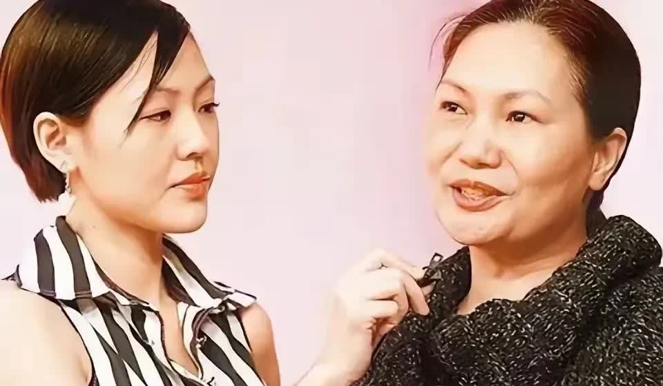 大S的闹剧看下来

蕞吃亏的不是汪小菲

也不是现女婿具俊晔

更不