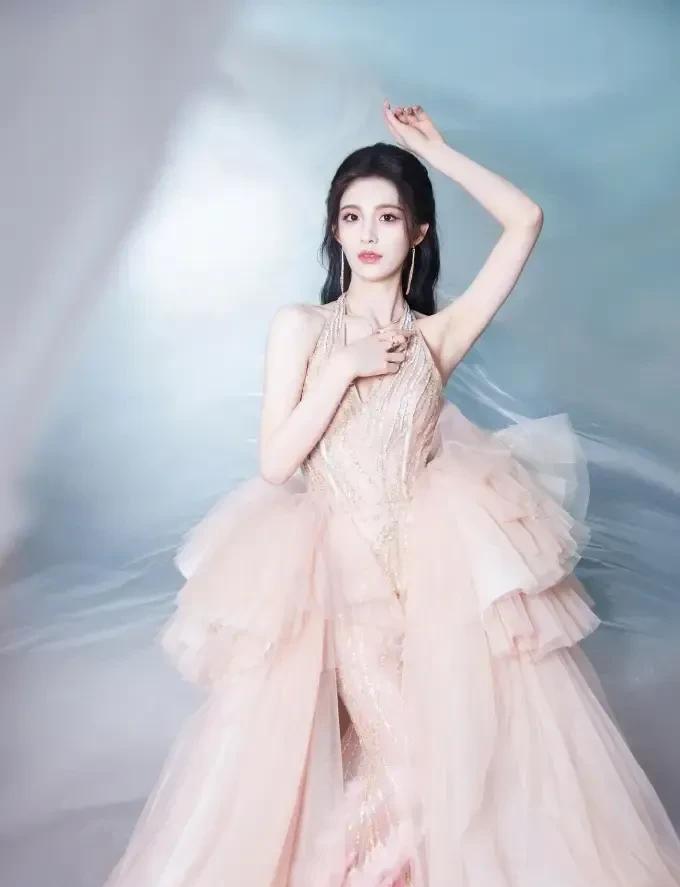 演员这个行业不好干，《无线超越班》中，钟丽丽哭诉：每一次都会有一种不被认可的感觉