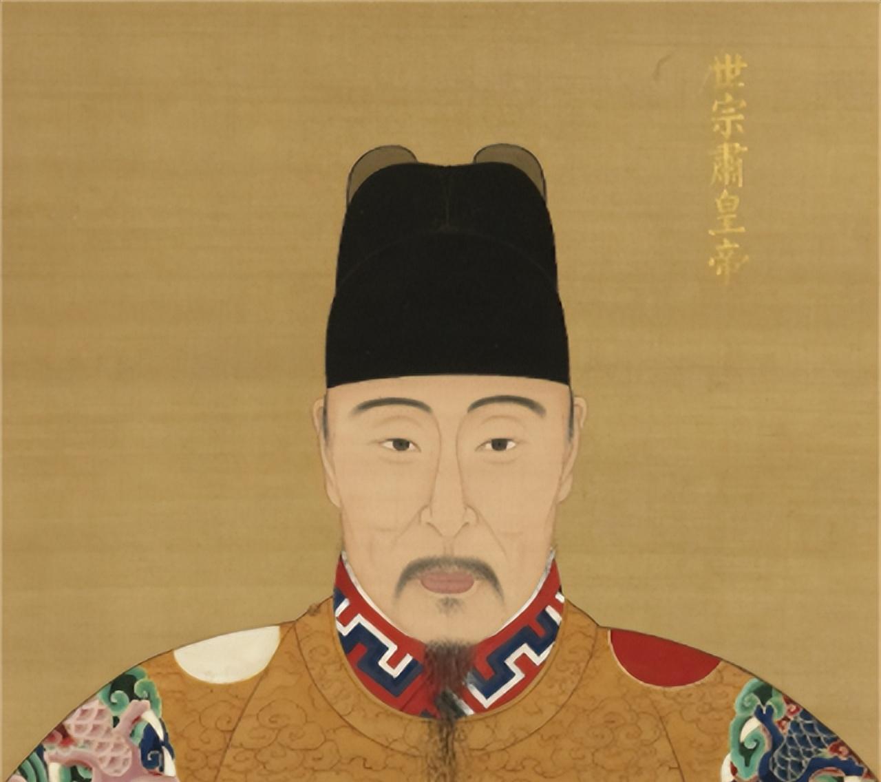 1542年，嘉靖服下道士送来的“仙药”，临幸端妃，一番云雨过后，他意犹未尽地睡着