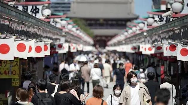 日本调查显示七成民众对华无好感，但数据曝光后，所有人都沉默了