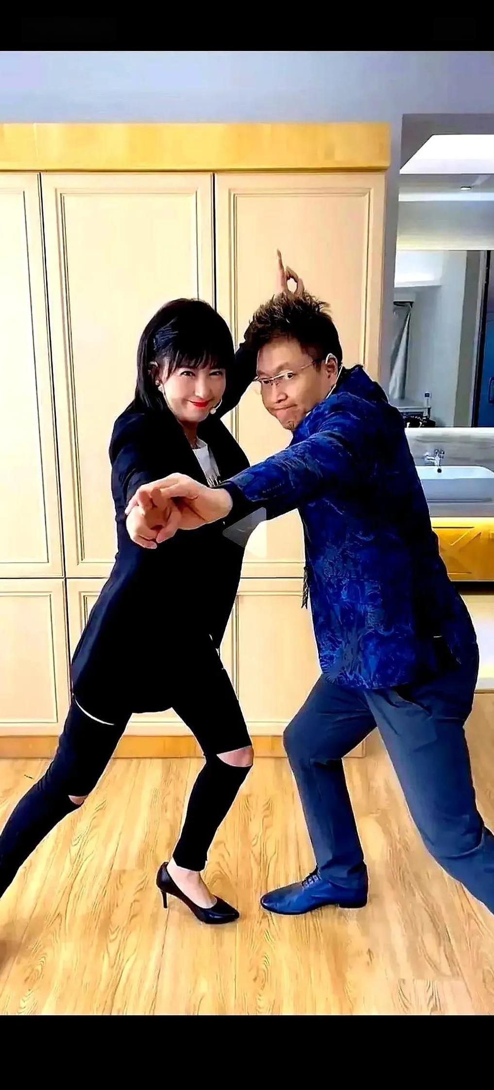 王为念，他在我心中就是个谜！在电视剧中我没有见过他，在短视频偶尔看到他，都是衣冠