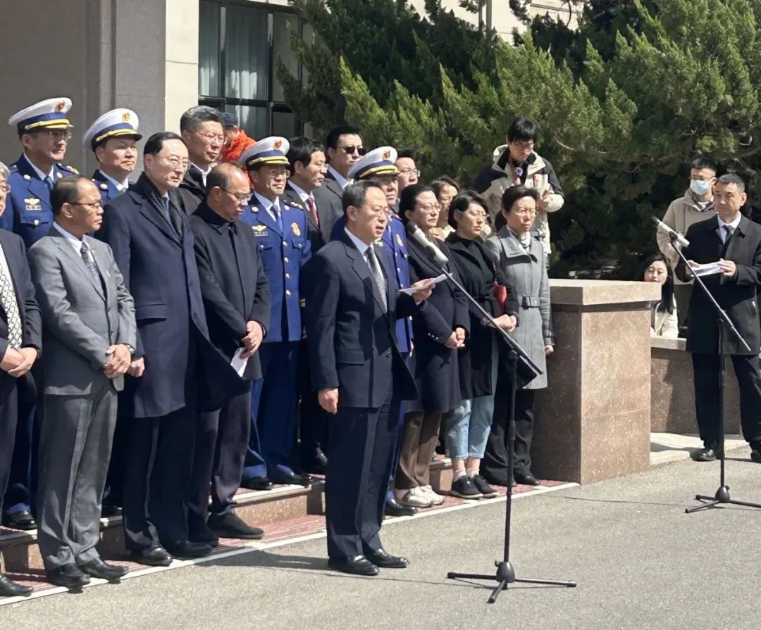 中国加大援助缅甸地震











缅甸地震，太惨了！房屋倒塌，机场被毁