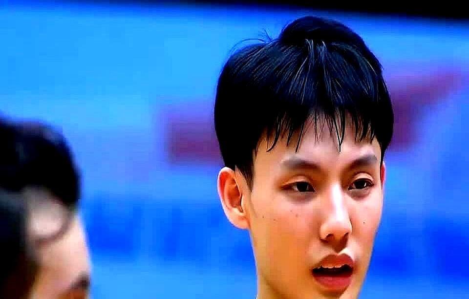 场均三双的徐杰竟被淘汰！
这剧本到底想演啥？
中国男篮这次选人，真是让人大跌眼镜