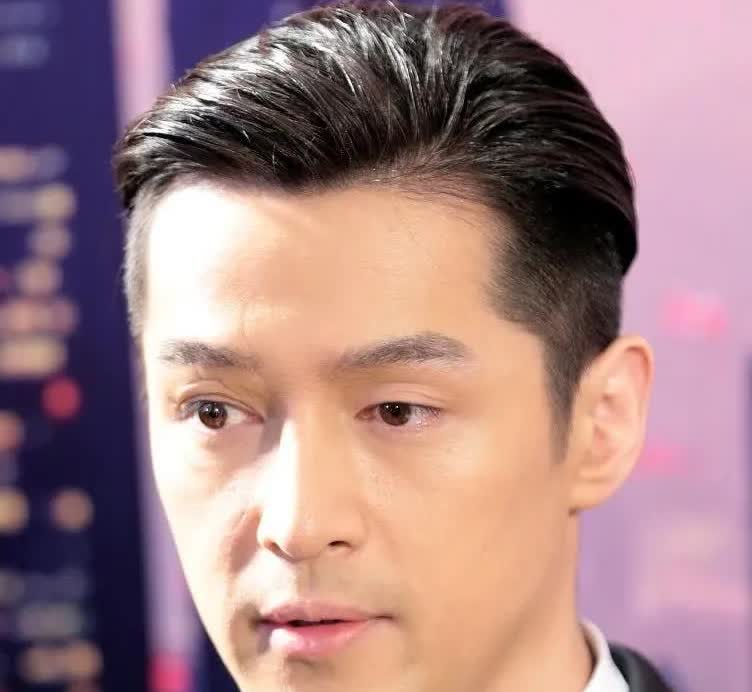 胡歌住院的消息一传出，真的是震惊了很多人。毕竟他是很多人心中的男神，大家都不希望