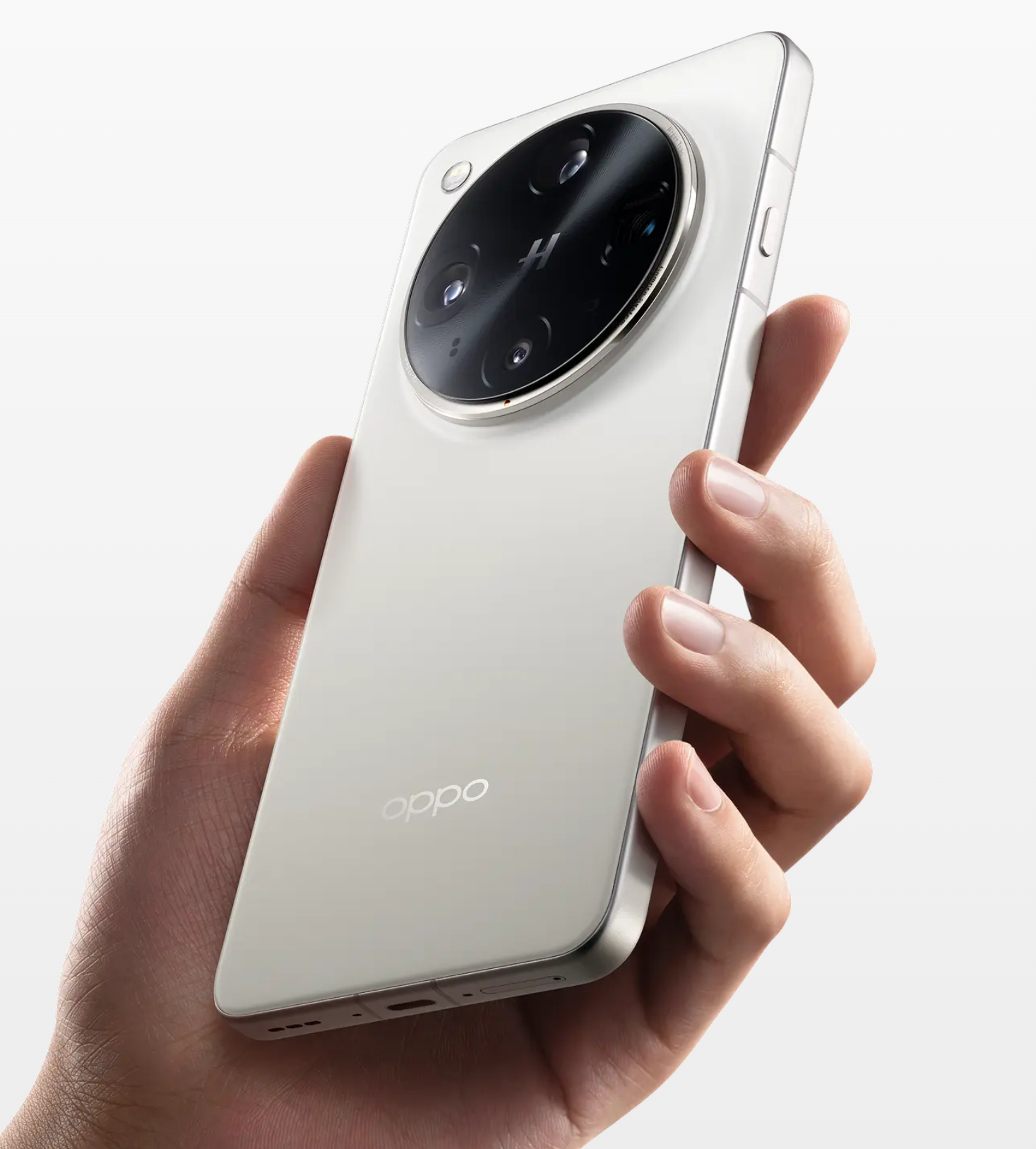 OPPO Find X8 Ultra

高通骁龙8至尊版芯片
12GB+256G