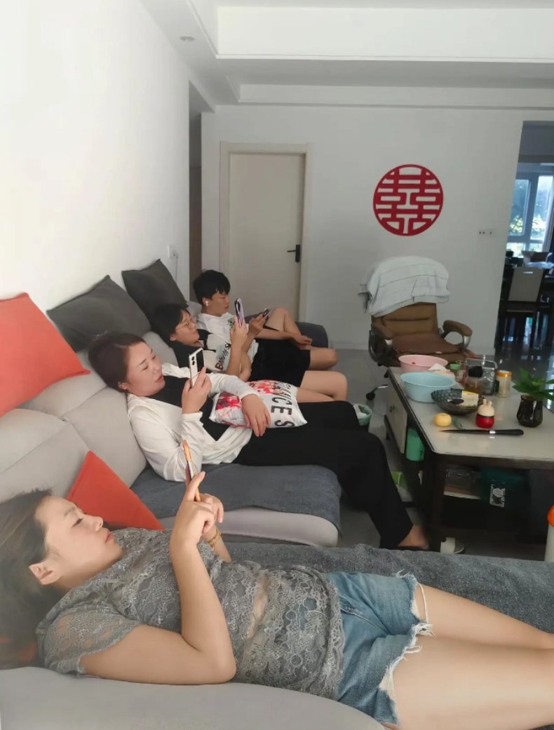 一人一机，互不打扰