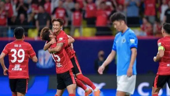 10.21 亚冠焦点战：成都蓉城主场迎战柔佛，中超黑马欲捍主场不败金身