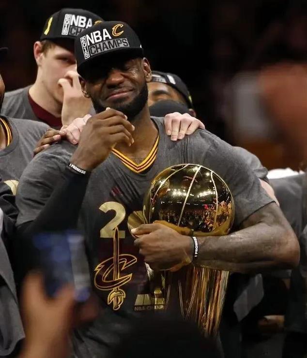 总冠军到底重不重要？看NBA民宿怎么说。
皮尔斯:如果亚历山大拿下总冠军，他不仅