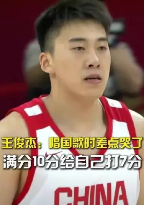 我为郭士强教练鸣不平！
今天凌晨，亚洲杯揭幕战，中国男篮有惊无险地赢下沙特男篮，