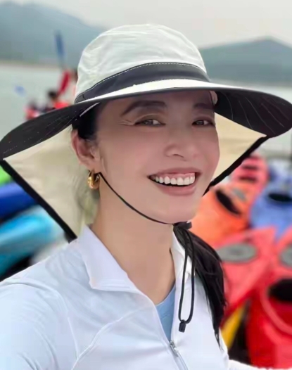 朱媛媛去世才15天，姚晨和李乃文的做法真的让人刮目相看！

姚晨在六一发了全家福