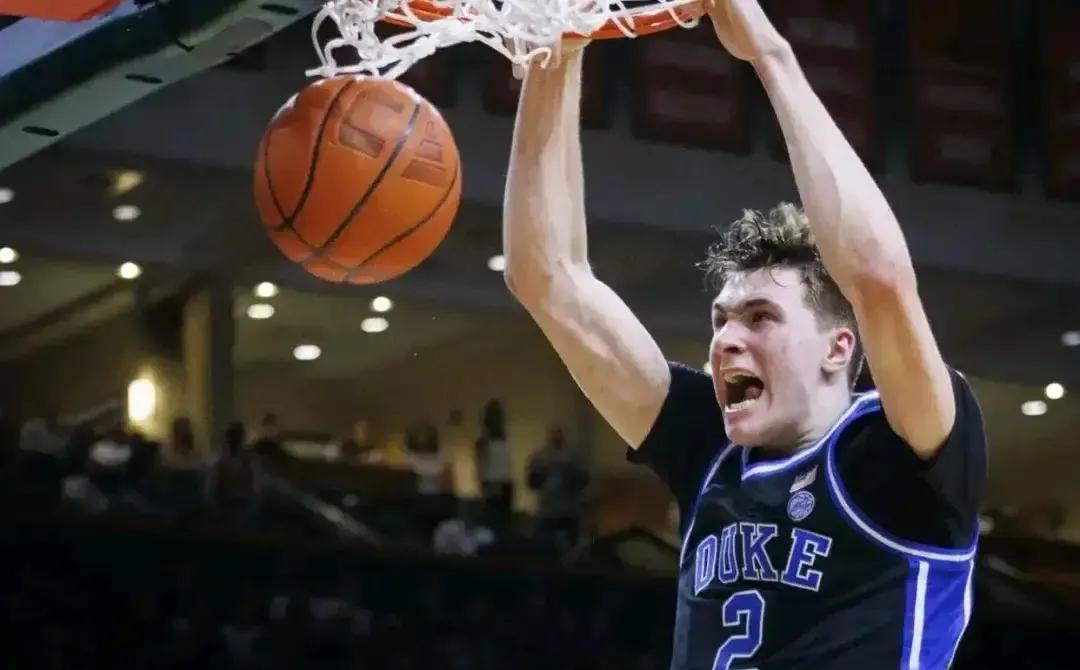 理性讨论，弗拉格NBA未来生涯上限概率！
麦迪，概率90.0%；
乔治，概率80