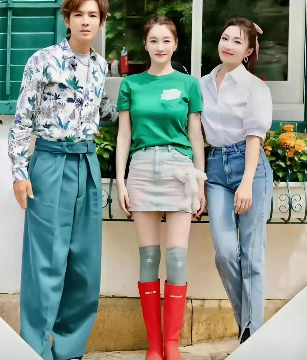 修图的威力太大了，简直脱胎换骨