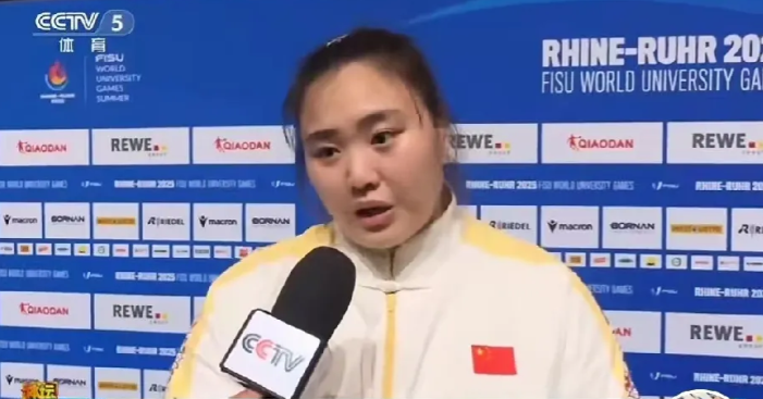 中国女篮掀翻美国夺冠，赛后刘禹彤接受了采访，她的讲话非常的霸气！

“我们五人篮
