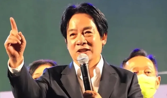 【解放军围台军演，台LNG船怯于进港】

解放军围台军演精准锁定赖清德据点，台L