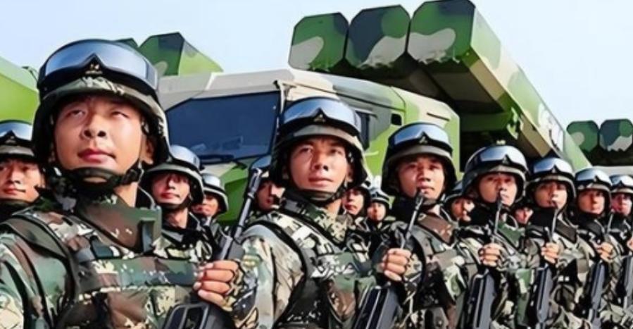 美国到底会不会朝中国开战，他想，但是他不能。
因为现在他知道自己很有可能打不过，