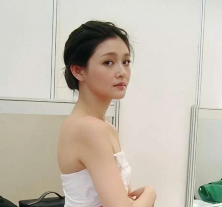 从没见过大S这样的女星，死后都不得安宁，而且造成这种局面的，是她的妹妹、妈妈和丈