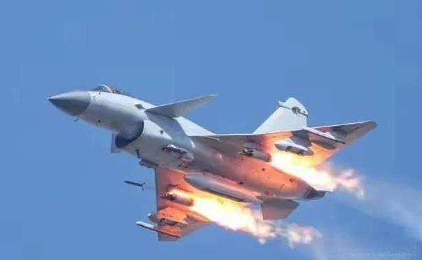 通过这次印巴空战，大家应该明白很多军事常识，中国歼十战机能够击落更加先进的法国“