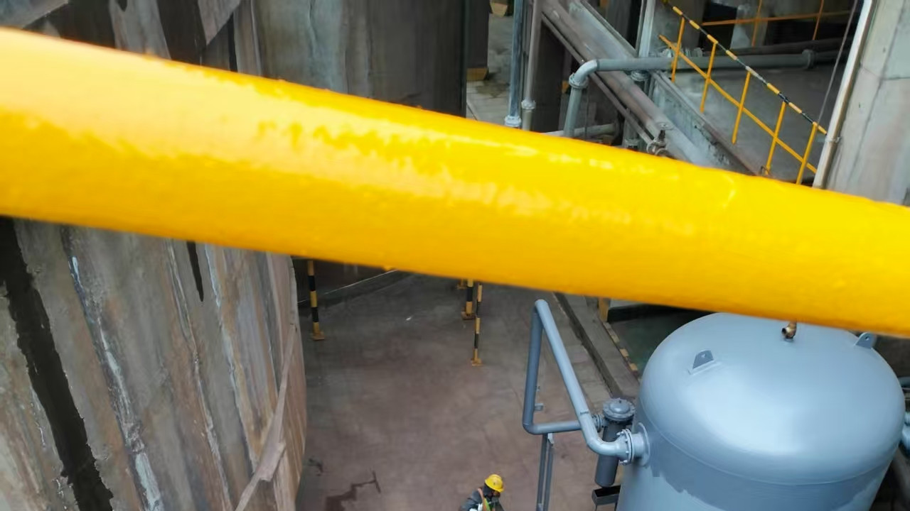 钢结构扶梯平台刷漆项目圆满竣工 筑牢安全防护网