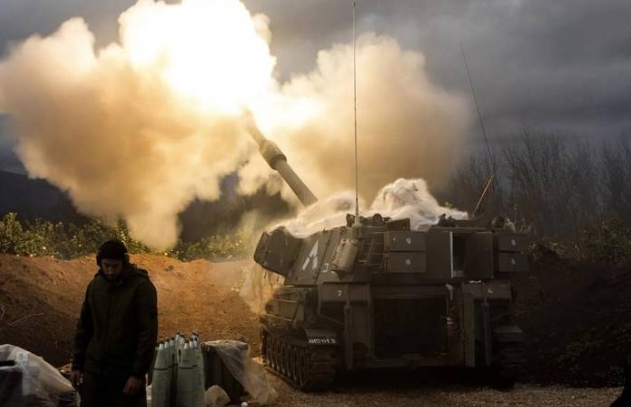 特朗普重返白宫，美国乱成一锅粥