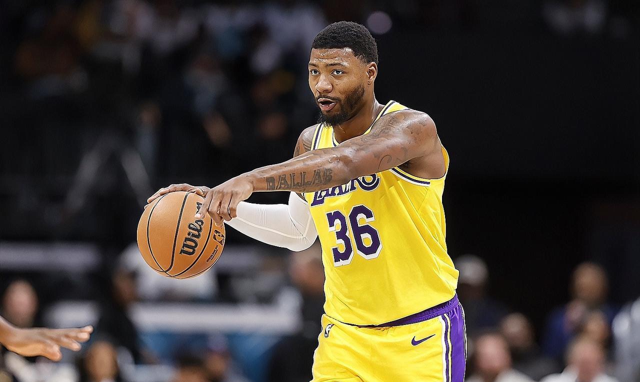 湖人危险了，防守悍将斯玛特继续缺阵！
湖人官方公布了今日对阵太阳比赛的伤病报告。