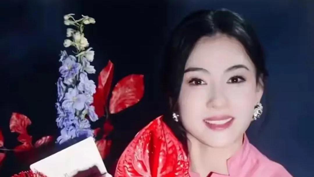 38妇女节，张柏芝又晒靓照，她是真的不老啊！