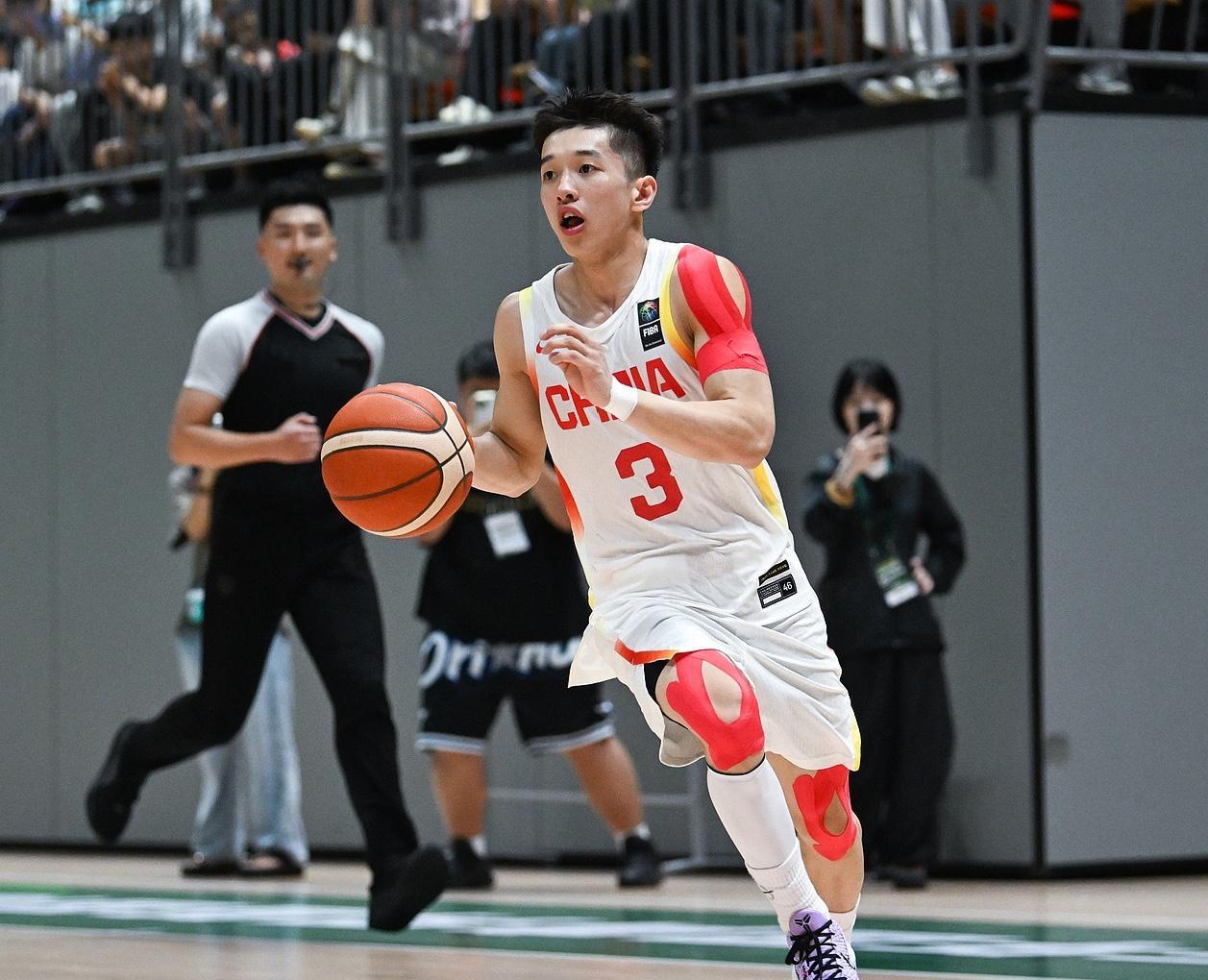 中国男篮U19 以81-76战胜纽约复兴者，杨溢虽然只得到5分，我却觉得杨溢本场